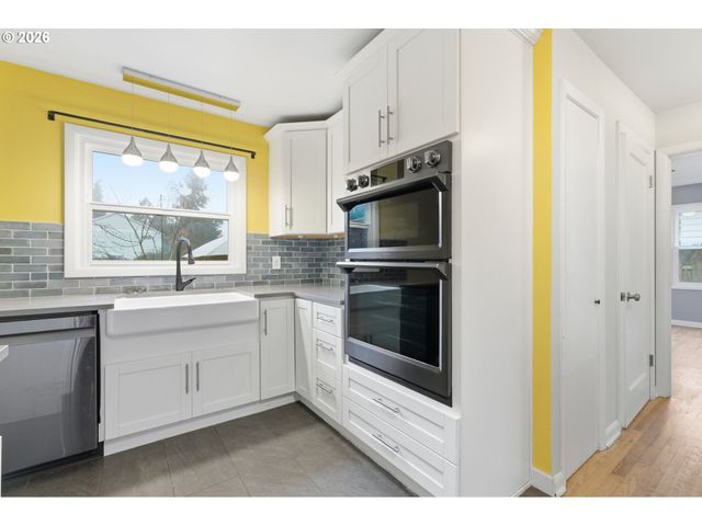 19 Ne 139TH Ave, Portland, OR 97230