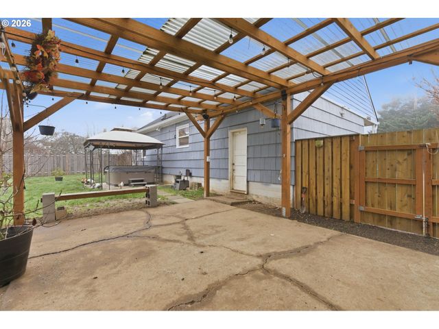 19 Ne 139TH Ave, Portland, OR 97230