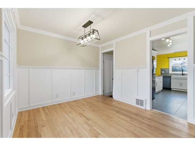 19 Ne 139TH Ave, Portland, OR 97230