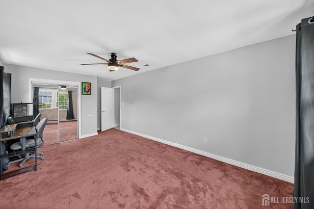 9 Nightingale Street, Edison, NJ 08820