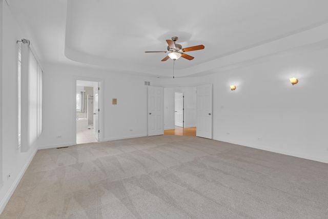 427 W Natoma Avenue, Addison, IL 60101