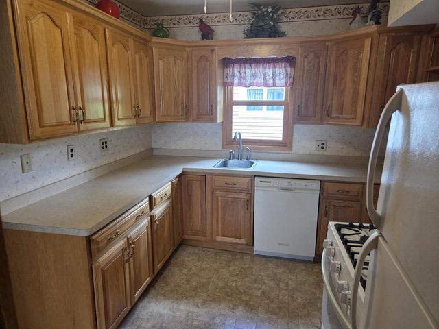 1122 Racine STREET, Delavan, WI 53115