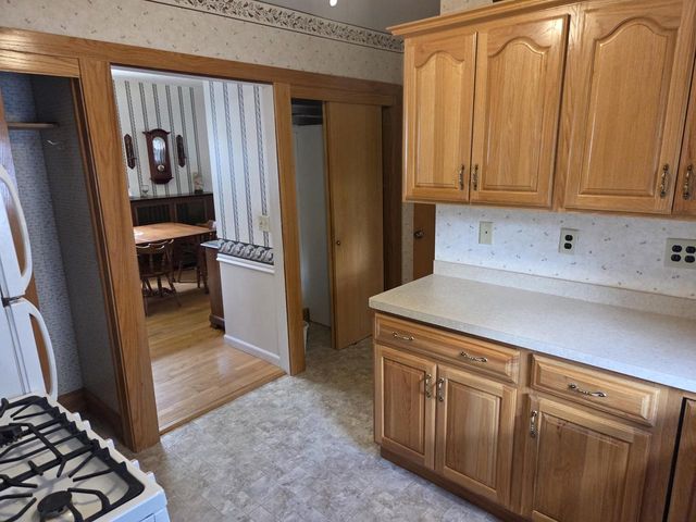 1122 Racine STREET, Delavan, WI 53115