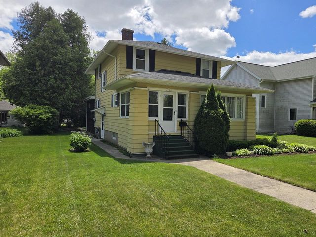 1122 Racine STREET, Delavan, WI 53115