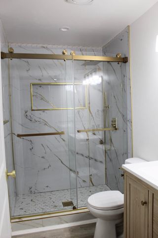 264 S Orange Avenue, Exeter, CA 93221