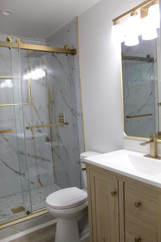 264 S Orange Avenue, Exeter, CA 93221