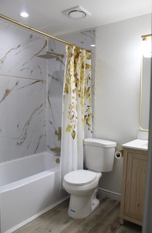 264 S Orange Avenue, Exeter, CA 93221