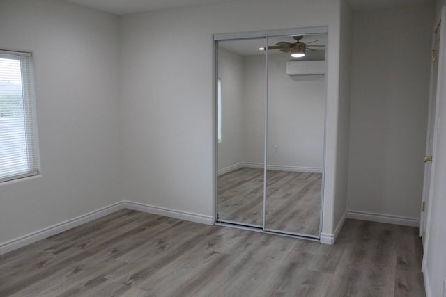 264 S Orange Avenue, Exeter, CA 93221