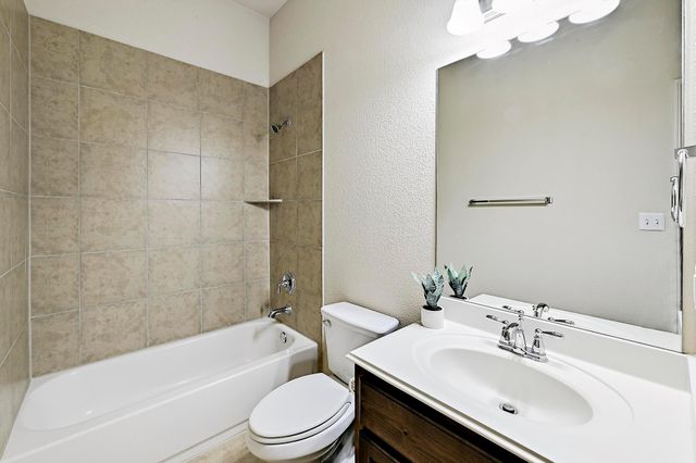 940 Purple Moor PASS, Leander, TX 78641