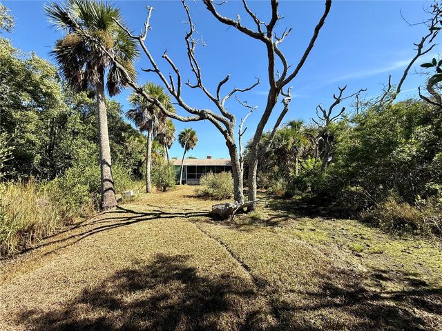 2226 S DAYTONA AVENUE, Flagler Beach, FL 32136