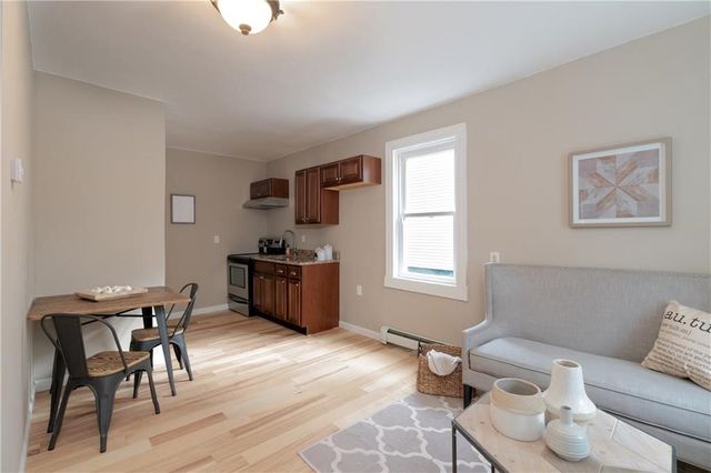205 Oakland Avenue 1, Providence, RI 02907