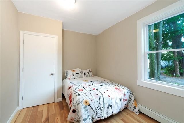 205 Oakland Avenue 1, Providence, RI 02907