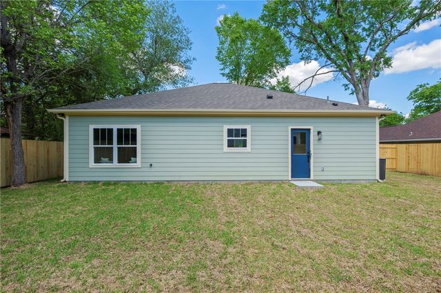909 East 26th, Bryan, TX 77803