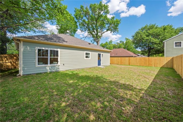 909 East 26th, Bryan, TX 77803
