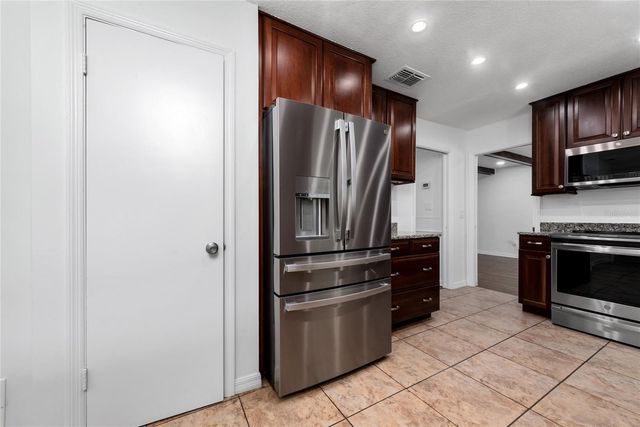 3175 LAKE ANDERSON AVENUE, Orlando, FL 32812