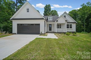 4024 Red Hill Way, Denver, NC 28037