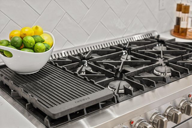 2154 Harvard Way, Redding, CA 96003