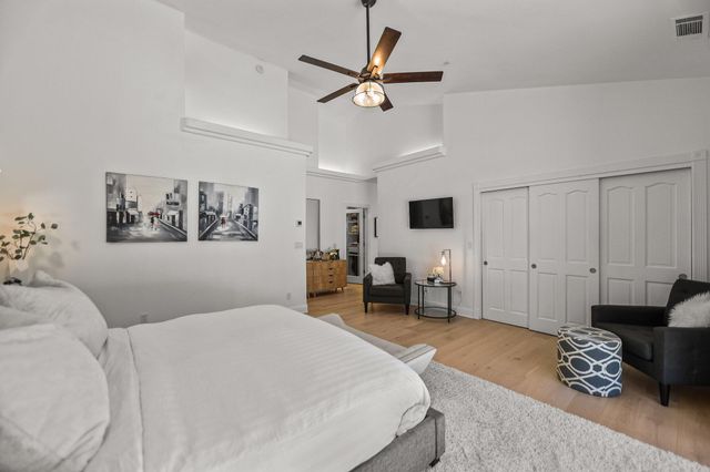 2154 Harvard Way, Redding, CA 96003