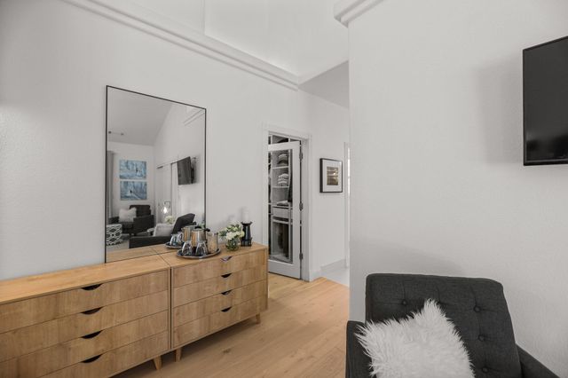 2154 Harvard Way, Redding, CA 96003