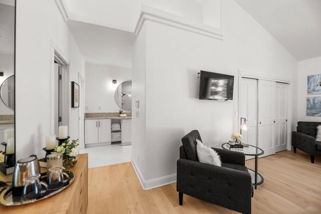 2154 Harvard Way, Redding, CA 96003