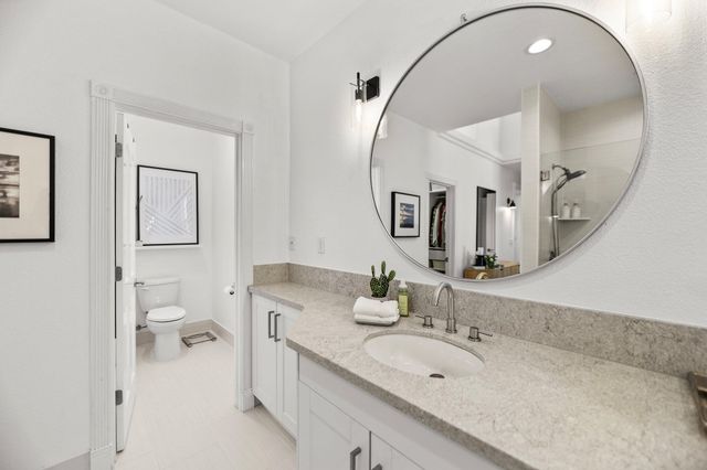 2154 Harvard Way, Redding, CA 96003