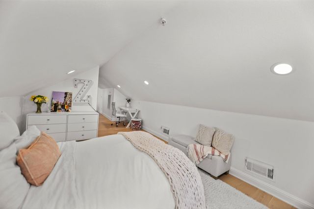 2154 Harvard Way, Redding, CA 96003