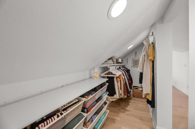 2154 Harvard Way, Redding, CA 96003