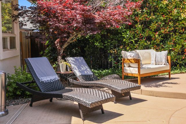 2154 Harvard Way, Redding, CA 96003