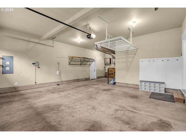9750 Sw TEPHRA Ter, Beaverton, OR 97007