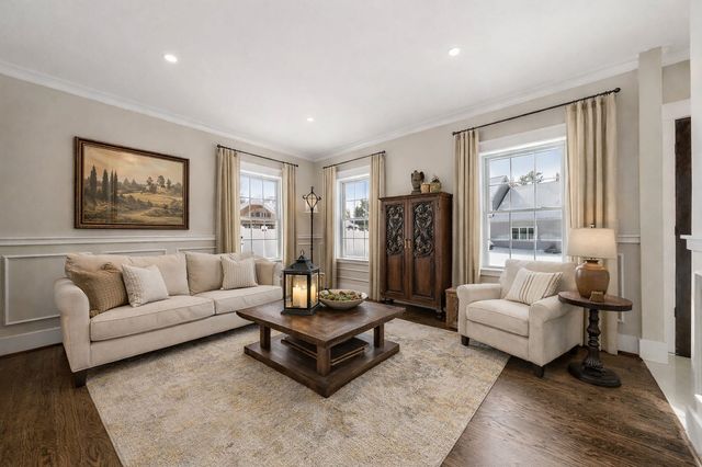 5 Osprey Lane, Nashua, NH 03062