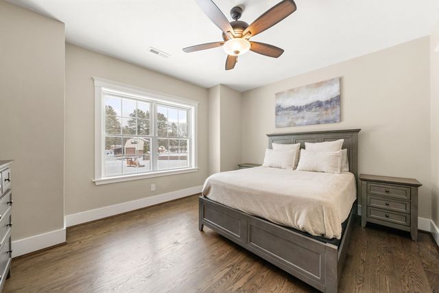 5 Osprey Lane, Nashua, NH 03062