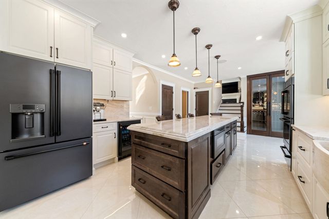 5 Osprey Lane, Nashua, NH 03062