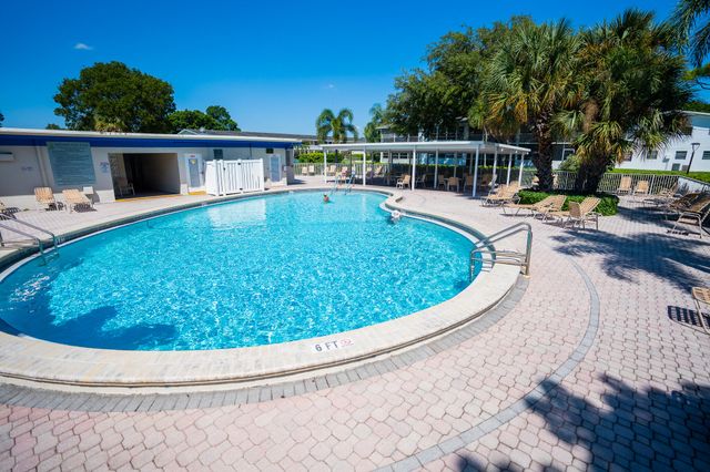 4096 Westbury H 4096, Deerfield Beach, FL 33442