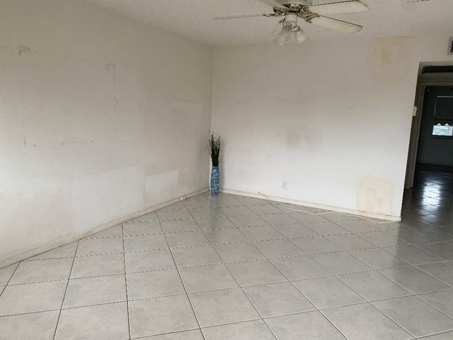 4096 Westbury H 4096, Deerfield Beach, FL 33442