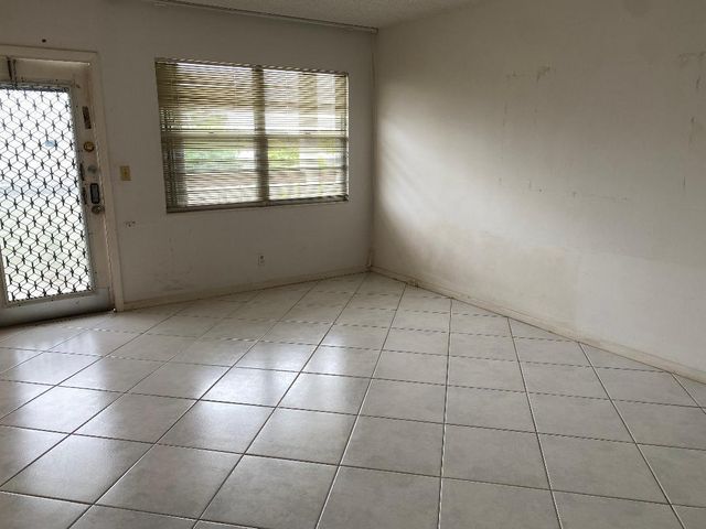 4096 Westbury H 4096, Deerfield Beach, FL 33442