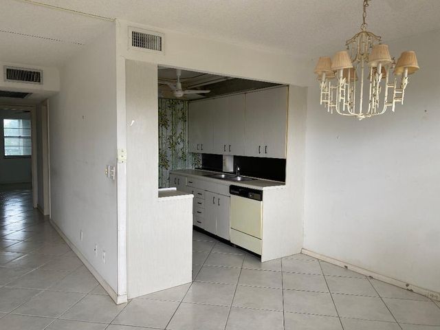 4096 Westbury H 4096, Deerfield Beach, FL 33442