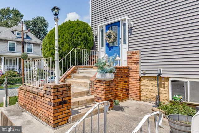 230 ELM AVE, Woodlynne, NJ 08107
