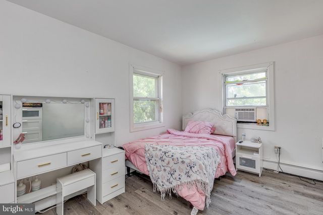 230 ELM AVE, Woodlynne, NJ 08107
