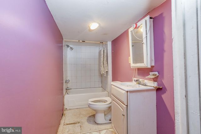 230 ELM AVE, Woodlynne, NJ 08107