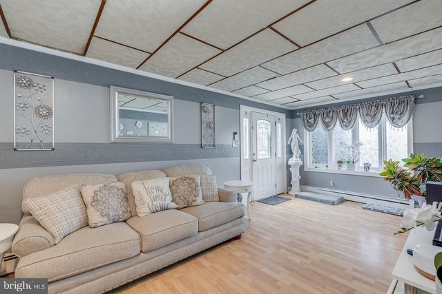 230 ELM AVE, Woodlynne, NJ 08107