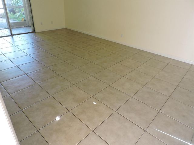 8599 Crater Terrace, West Palm Beach, FL 33403