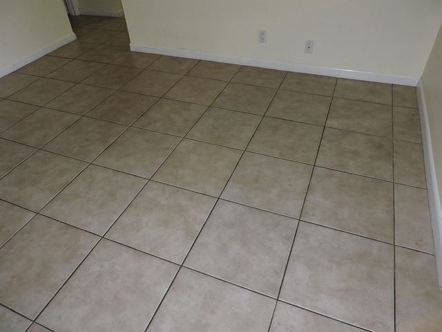 8599 Crater Terrace, West Palm Beach, FL 33403