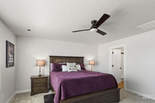 3907 W Maypearl St, Meridian, ID 83642