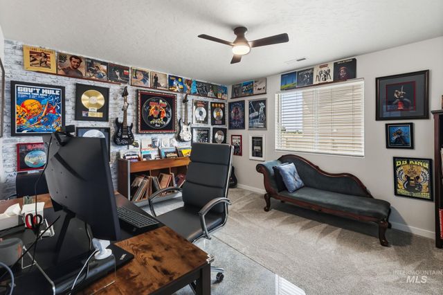 3907 W Maypearl St, Meridian, ID 83642