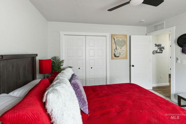 3907 W Maypearl St, Meridian, ID 83642