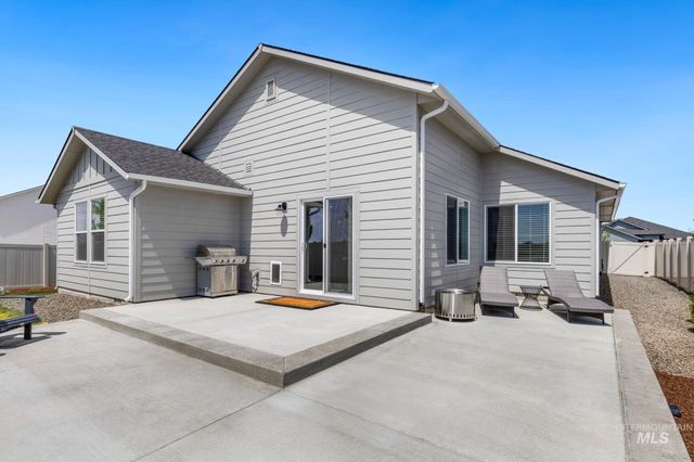 3907 W Maypearl St, Meridian, ID 83642