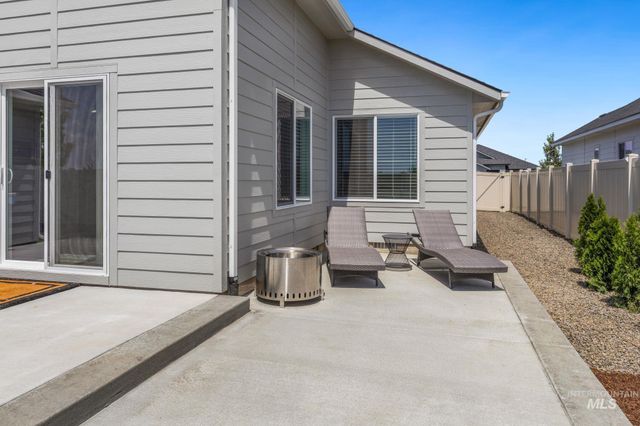 3907 W Maypearl St, Meridian, ID 83642