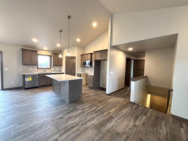 W6535 BREEZY WAY, Appleton, WI 54915