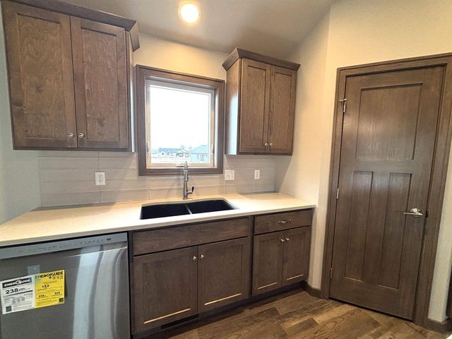 W6535 BREEZY WAY, Appleton, WI 54915