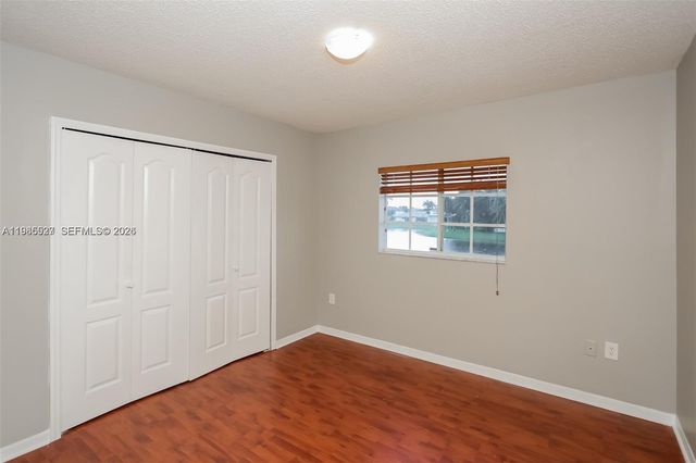 15867 SW 68th Ter, Miami, FL 33193